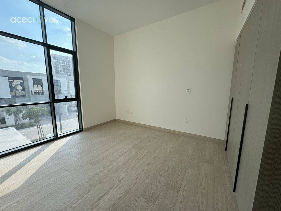 Townhouse in Jebel Ali Village, Dubai, United Arab Emirates 3 - 18193665