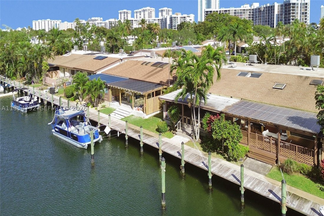 House in Hallandale Beach, Florida, United States 3 - 17257028