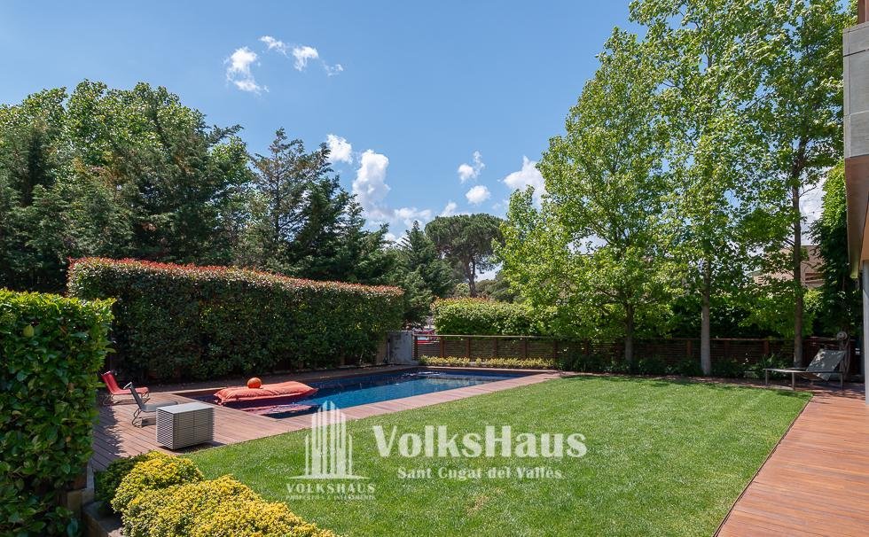 Villa in Sant Cugat del Valles, Catalonia, Spain 1 - 18189829