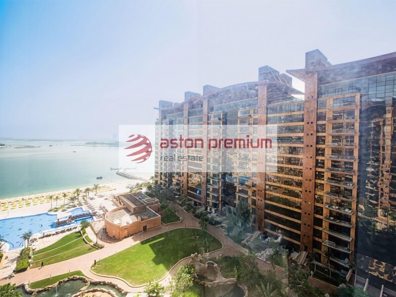 Apartment in Palm Jumeirah, Dubai, United Arab Emirates 1 - 18189702