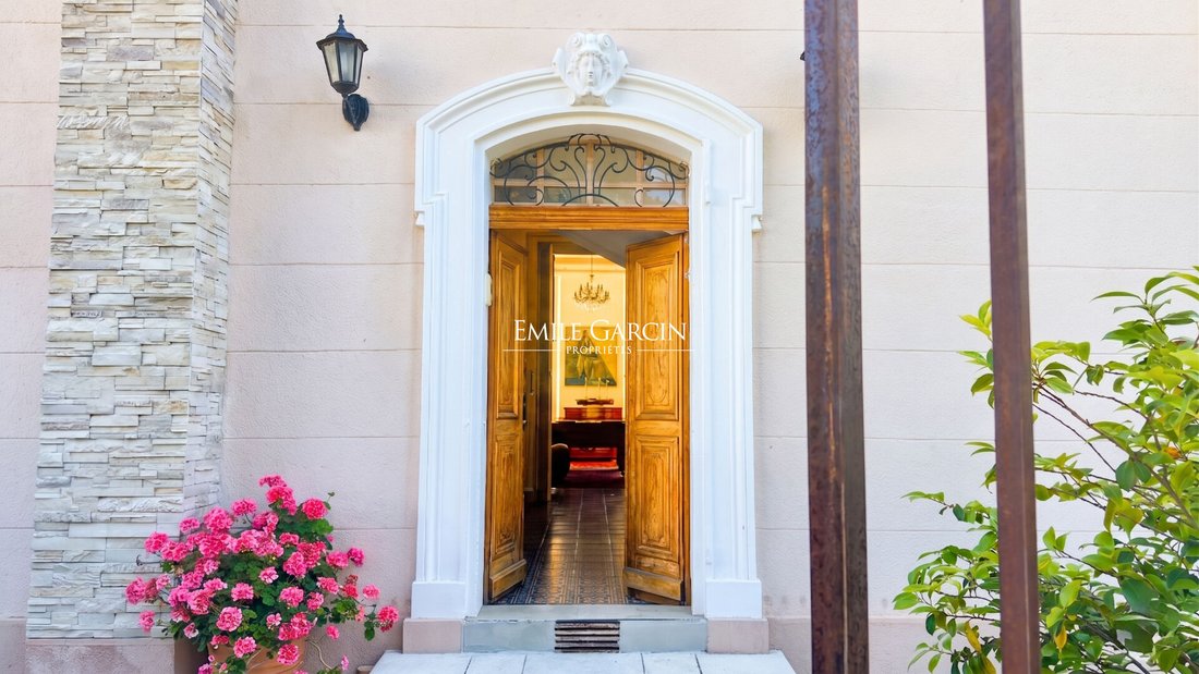 Villa in Saint Julien, Marseille, Provence-Alpes-Côte d'Azur 2 - 15955386