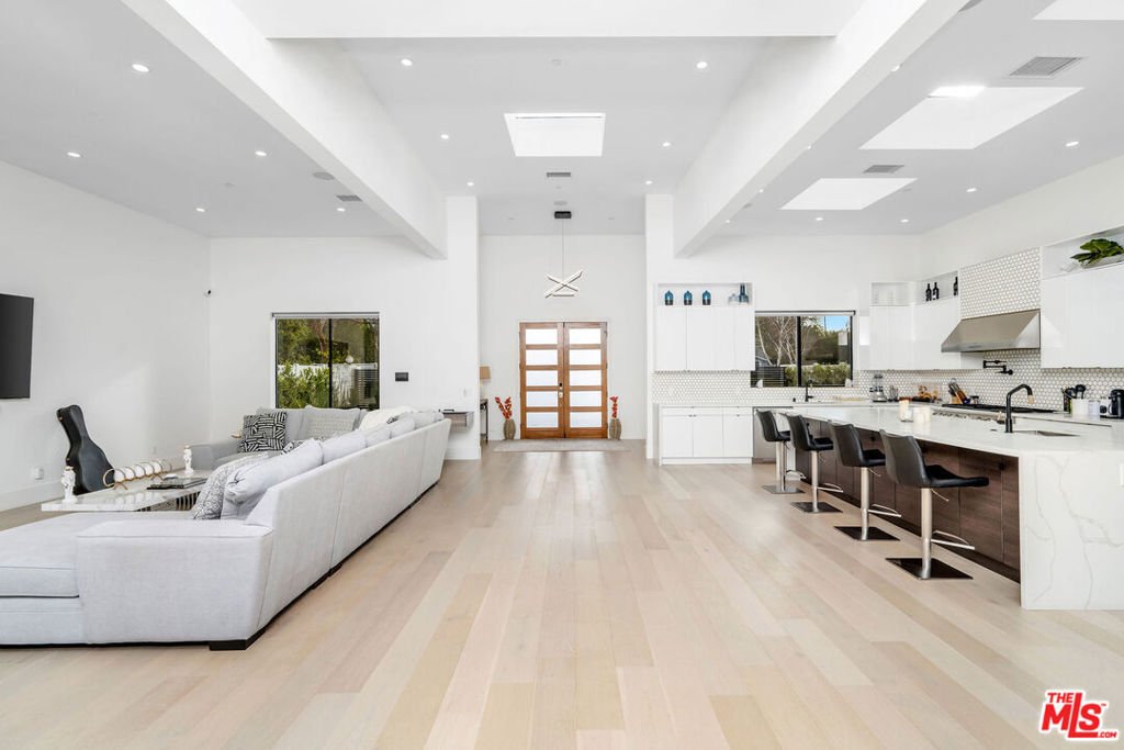 House in Los Angeles, California, United States 3 - 18193353