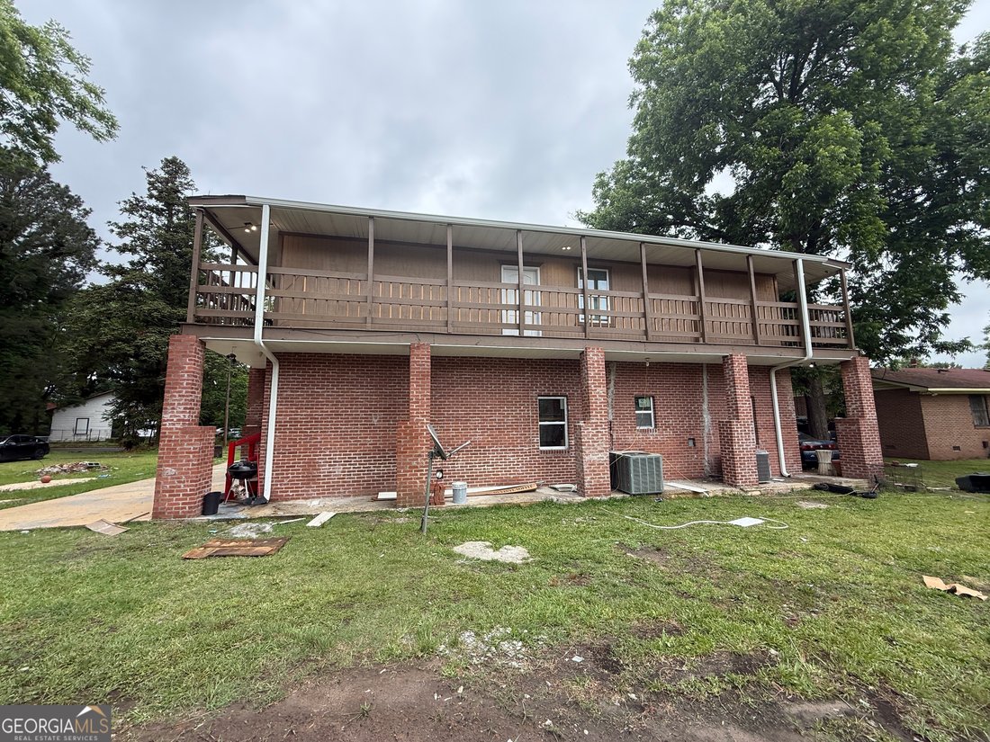 Fort Valley, Georgia, United States 4 - 18189387