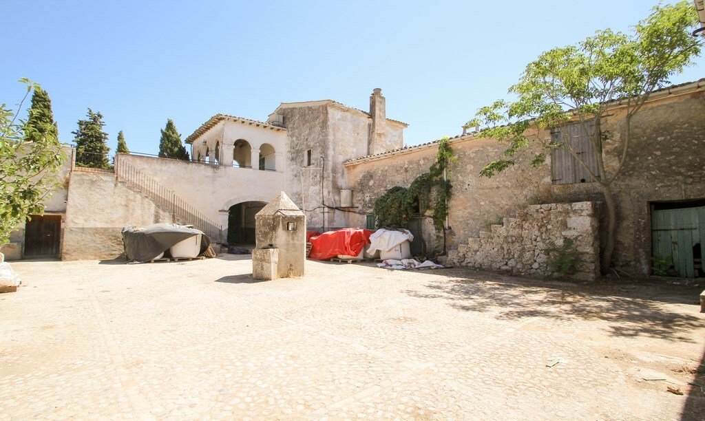 Finca in Vilafranca de Bonany, Balearic Islands, Spain 2 - 18191560