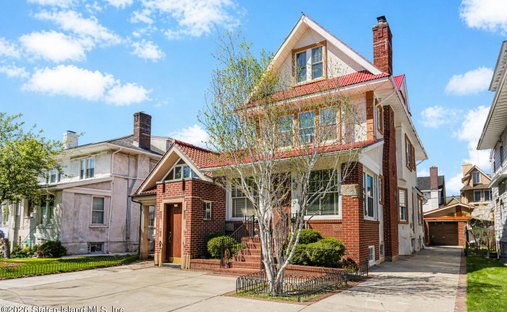 House in New York, New York, United States 1