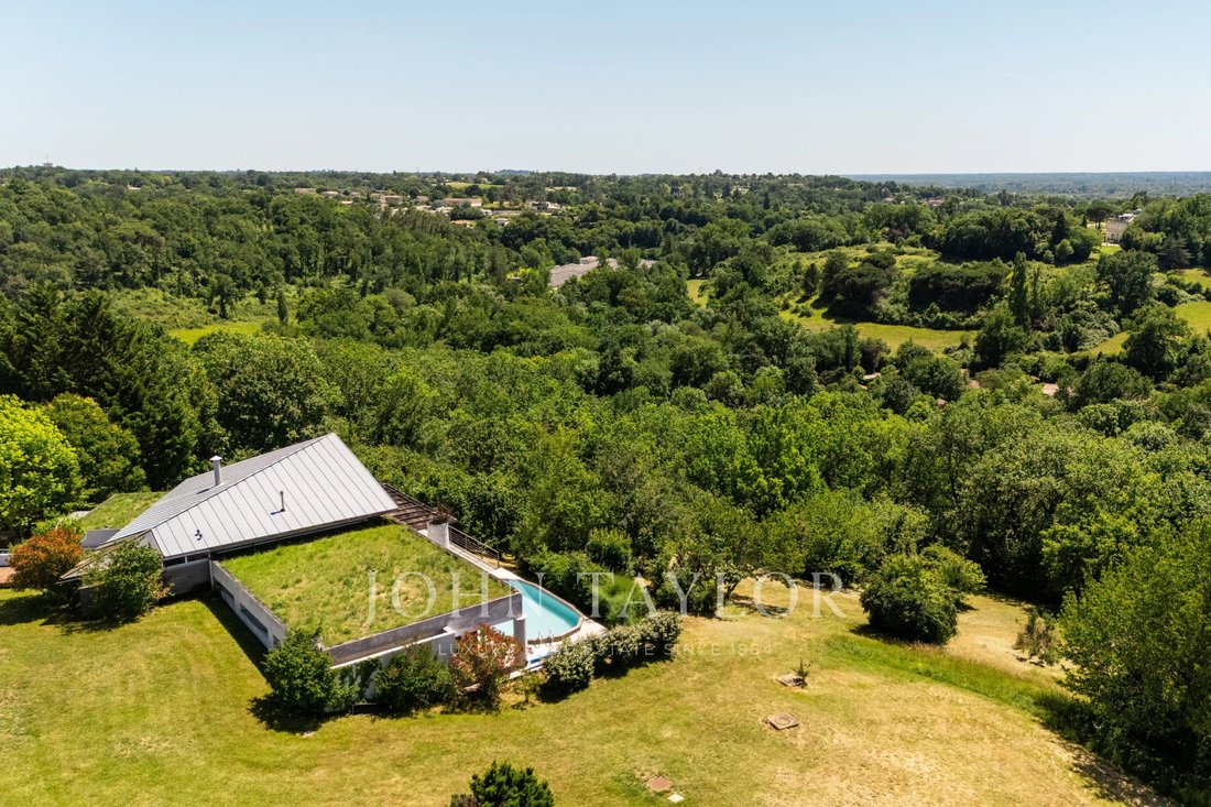 House in Bouliac, Nouvelle-Aquitaine, France 2 - 18190439