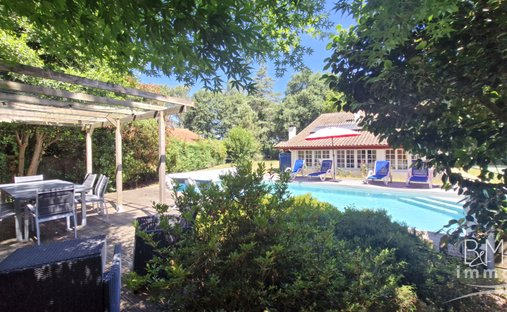 Villa in Vielle-Saint-Girons, Nouvelle-Aquitaine, France 1