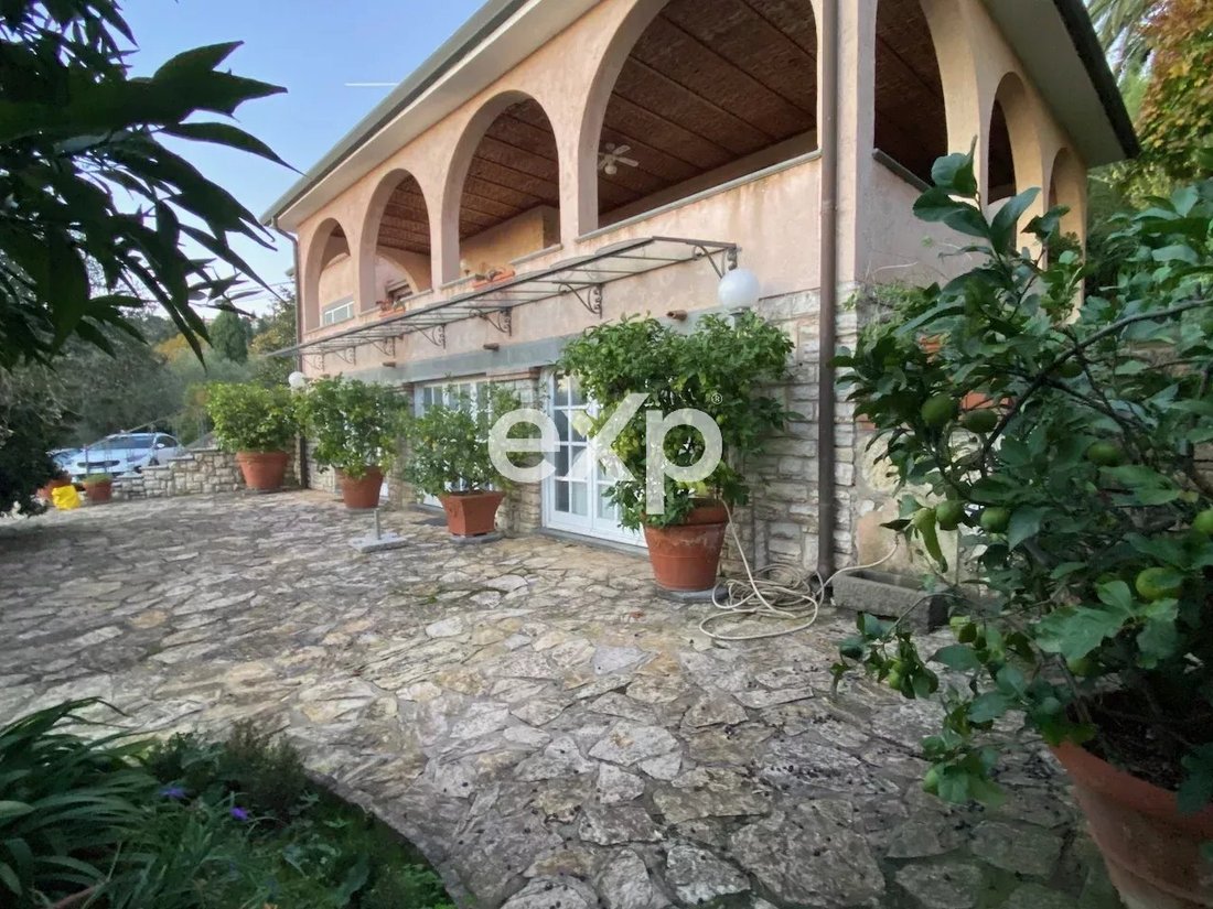 Villa in Massarosa, Tuscany, Italy 5 - 18189943