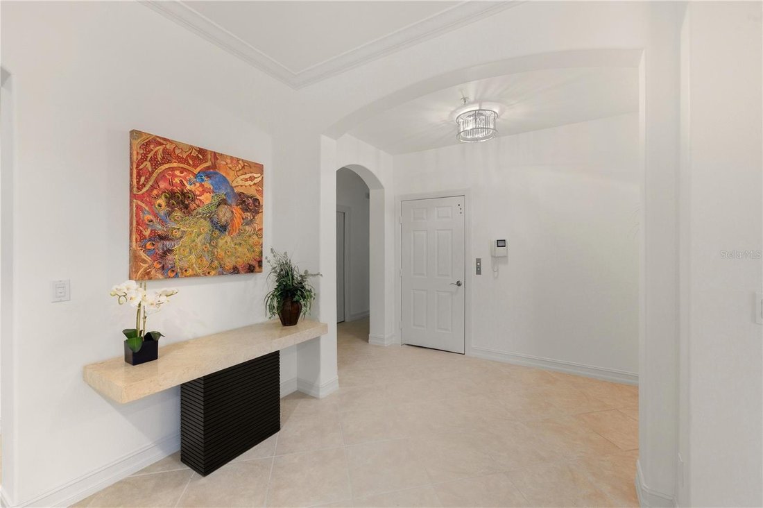 Condo in Naples, Florida, United States 3 - 18192825