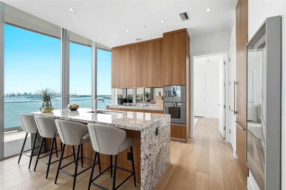 Condo in Miami, Florida, United States 1 - 18193555