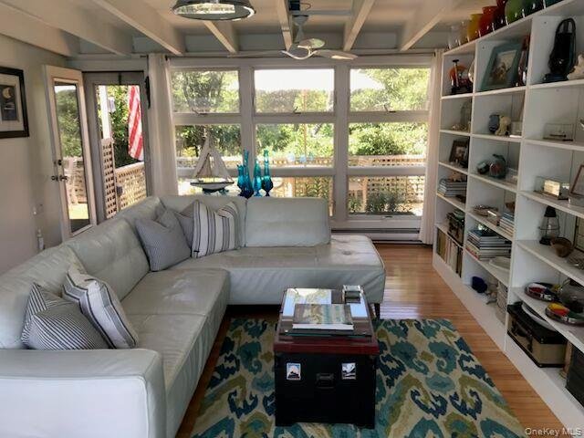 House in Yaphank, New York, United States 3 - 16979048