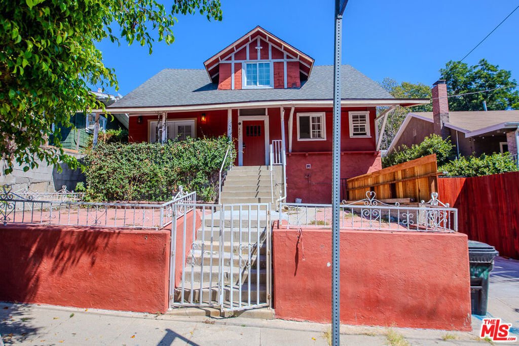 Los Angeles, California, United States 1 - 18193355