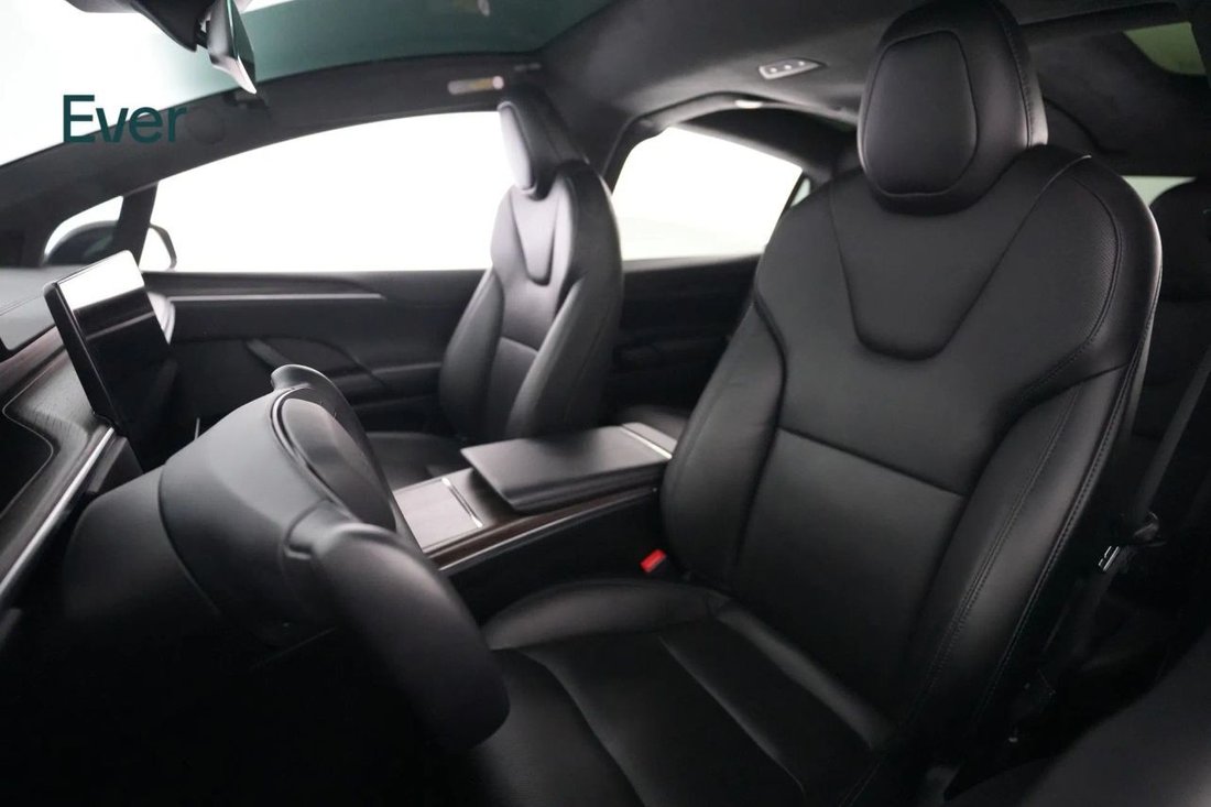 Suv in San Francisco, CA, United States 4 - 17455266