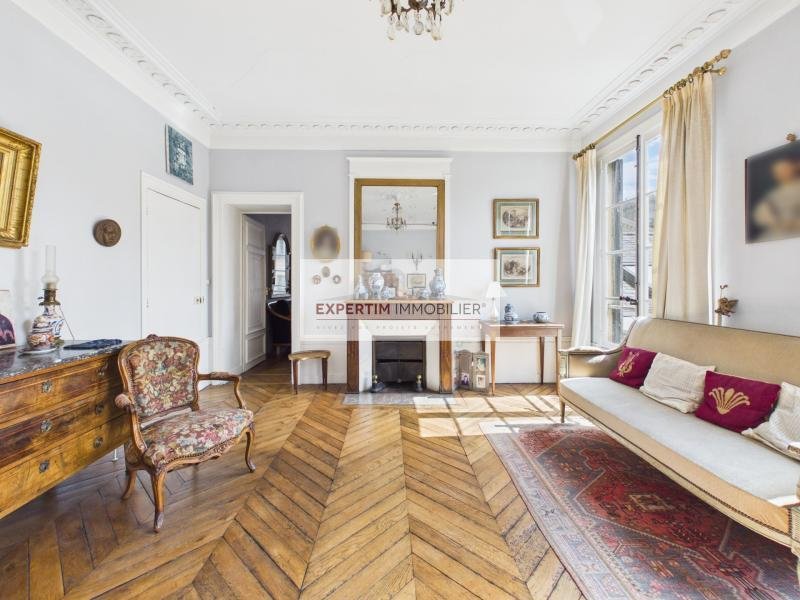 Apartment in Domaine National du Château, Versailles, France 2 - 18192863