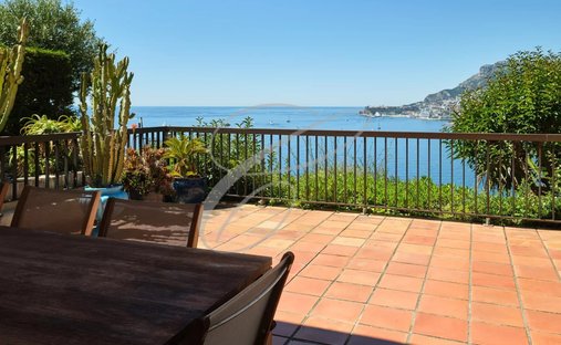 Apartment in Village-Cros de Caste-Coupiere-Mont Gros, Roquebrune-Cap-Martin, France 1