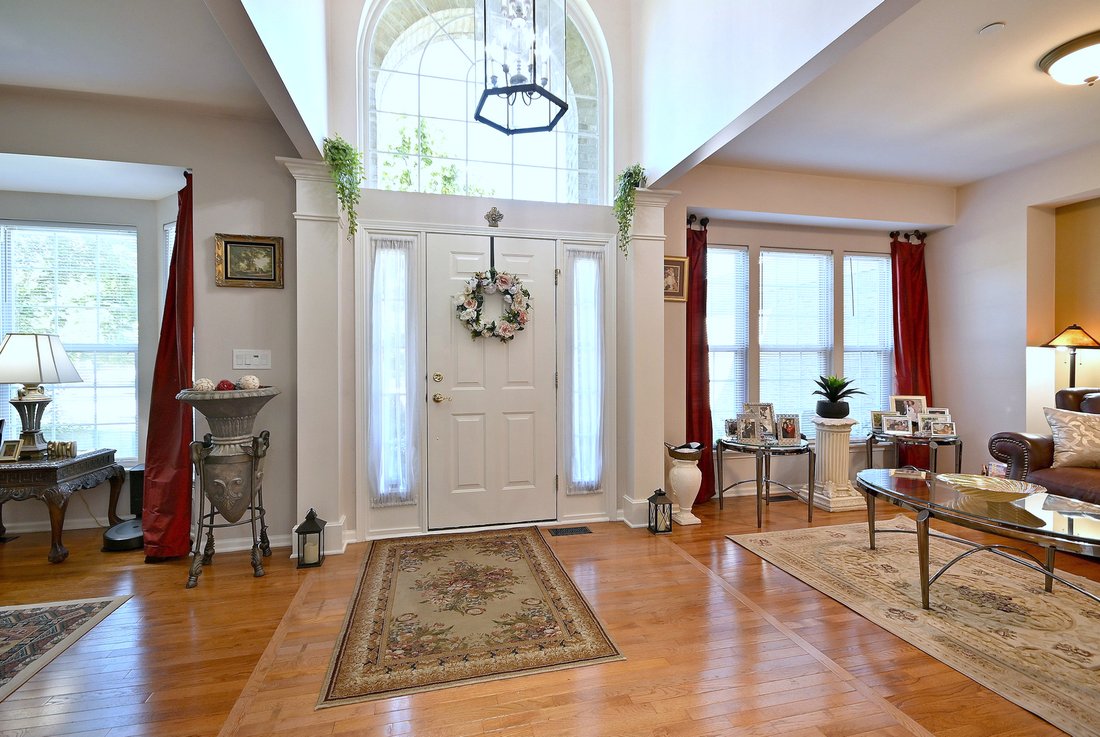 House in Streamwood, Illinois, United States 4 - 18191016