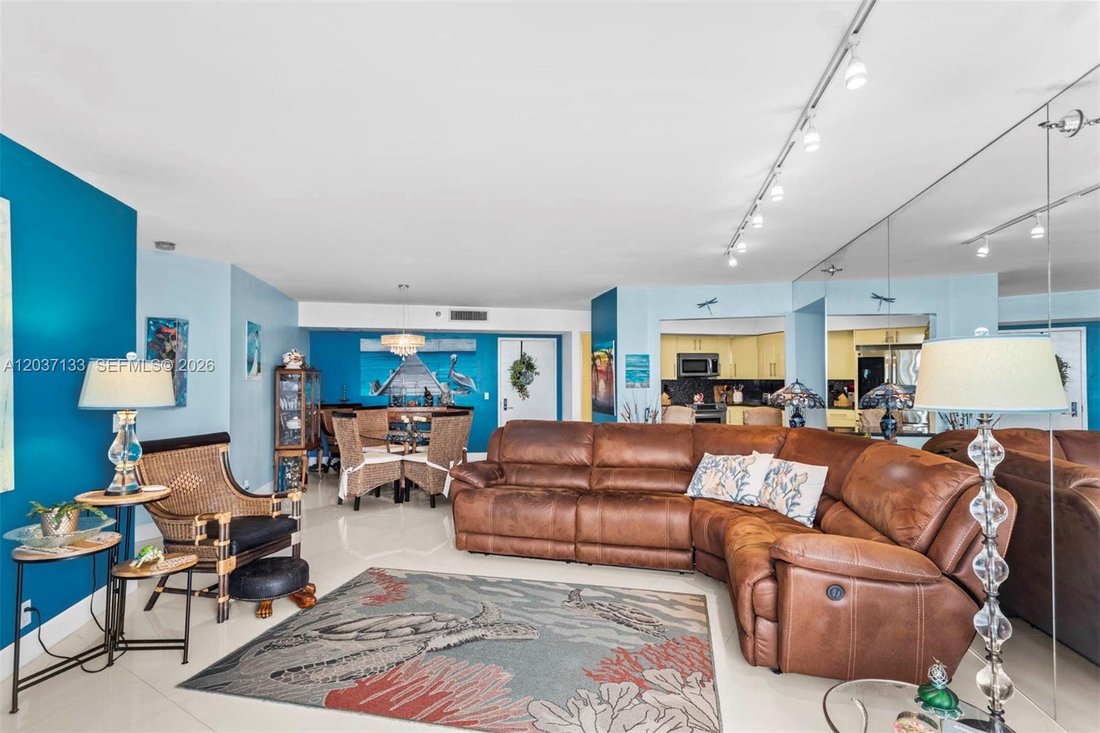 Condo in Aventura, Florida, United States 3 - 18190302