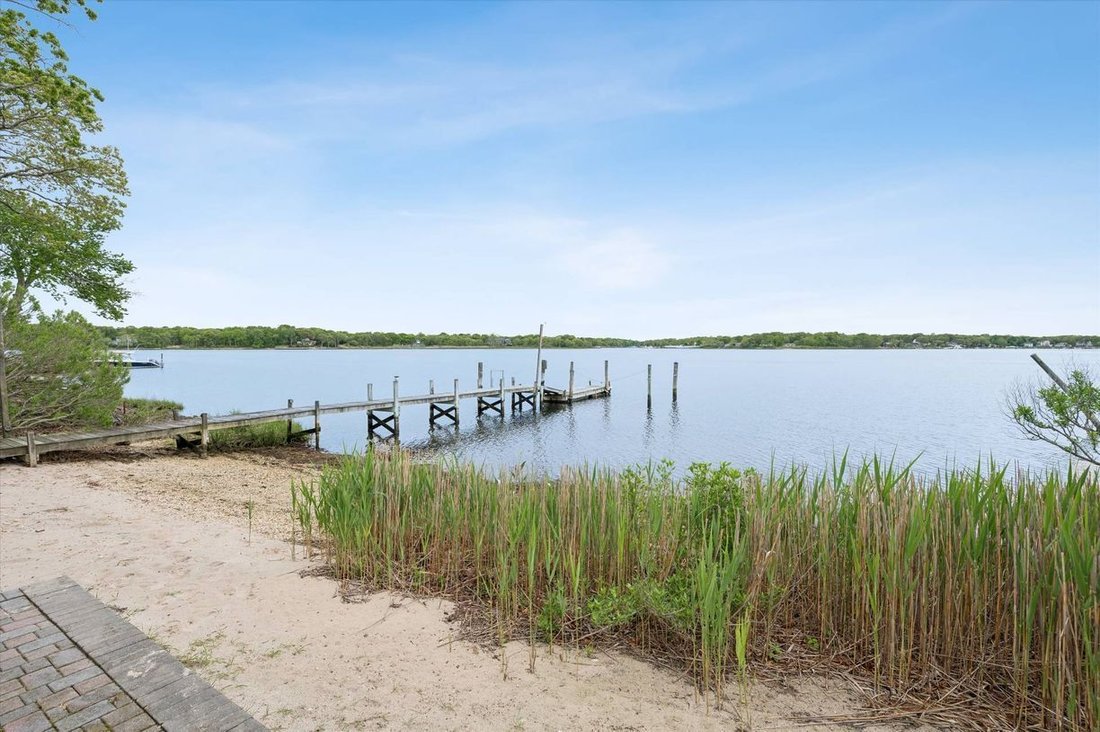 House in Moriches, New York, United States 4 - 17968230