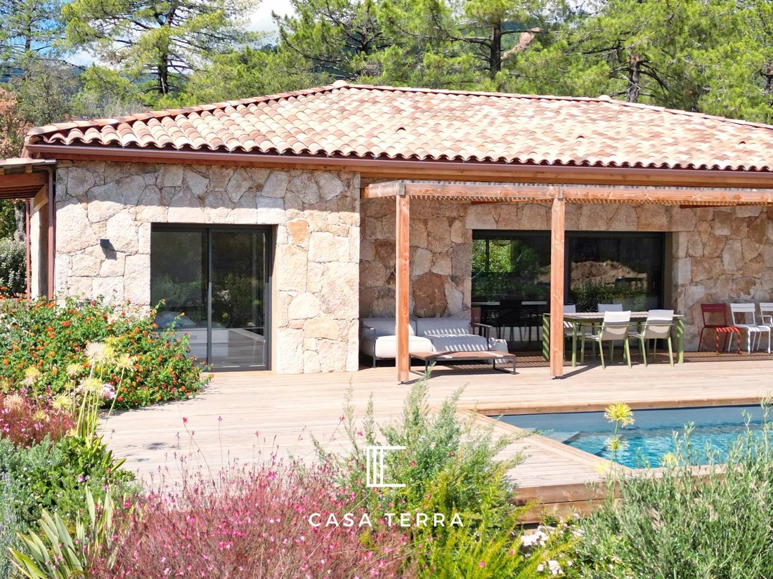 Villa in Lecci, Corsica, France 5 - 15232146