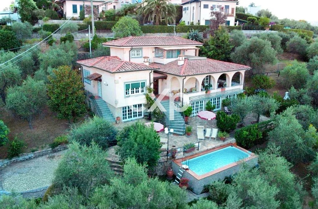 Villa in Massarosa, Tuscany, Italy 3 - 18189943