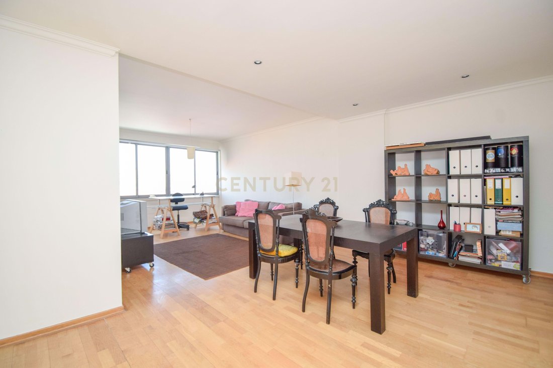 Apartment in Avenidas Novas, Lisbon, Portugal 1 - 18194030