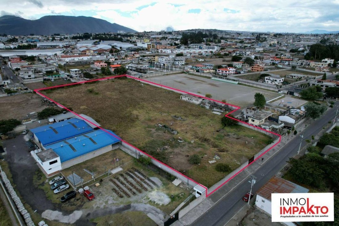 Land in Quito, Pichincha, Ecuador 1 - 18190642