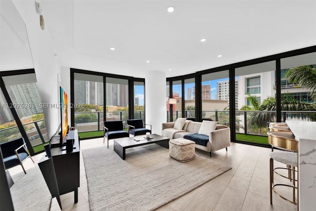 Condo in Miami, Florida, United States 5 - 18194728