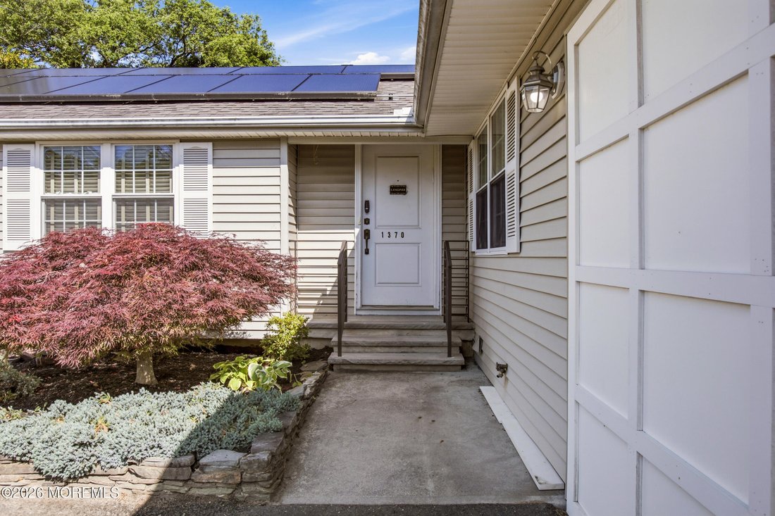 House in Lakewood Township, New Jersey, United States 5 - 18188839
