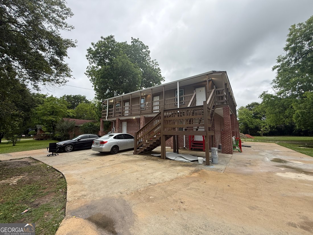Fort Valley, Georgia, United States 1 - 18189387