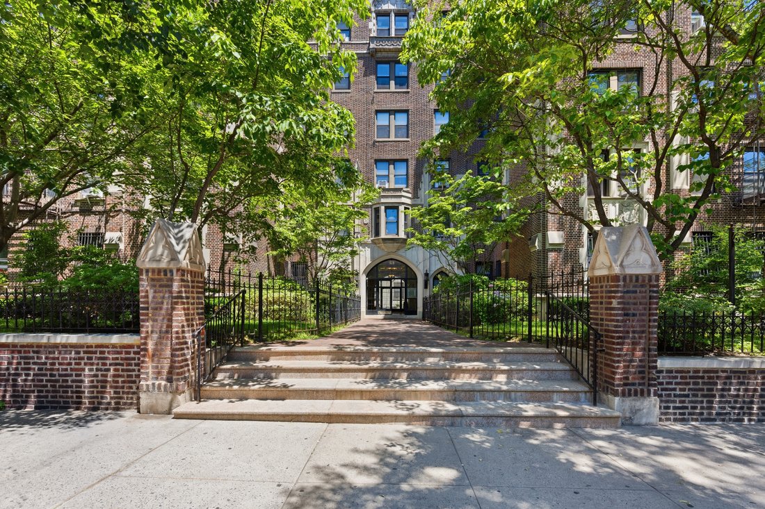 Condo in New York, New York, United States 1 - 18190235