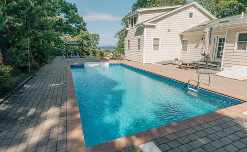Hampton Bays, New York, United States 1