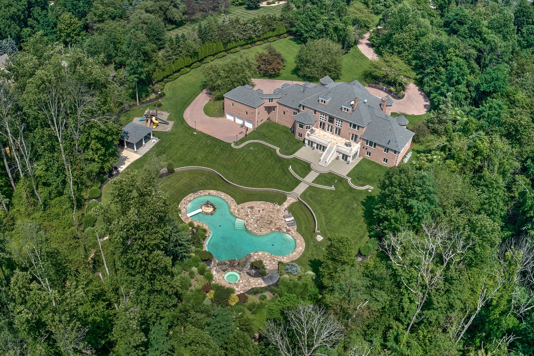 House in Far Hills, New Jersey, United States 1 - 18190072