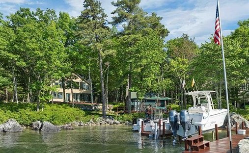 House in Alton, New Hampshire, United States 1