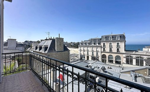 Apartamento en Estación-La Saudrais-La Vicomte, Dinard, Francia 1