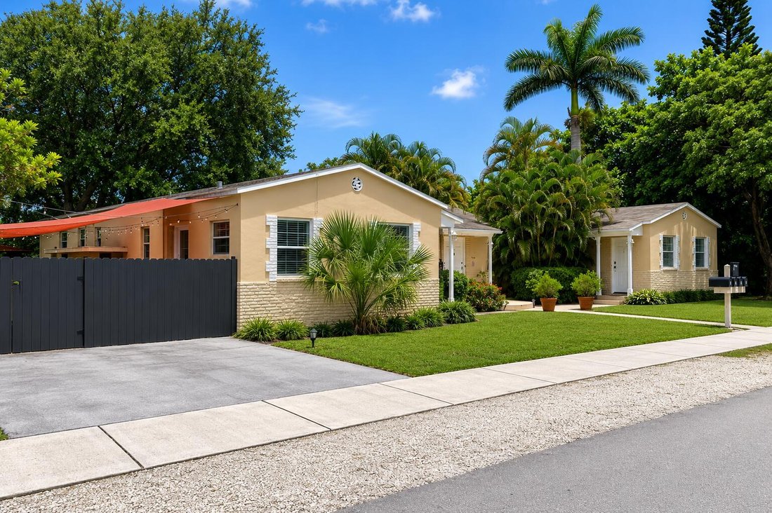 Fort Lauderdale, Florida, United States 2 - 18191899