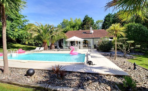 Villa in Arcangues, Nouvelle-Aquitaine, France 1