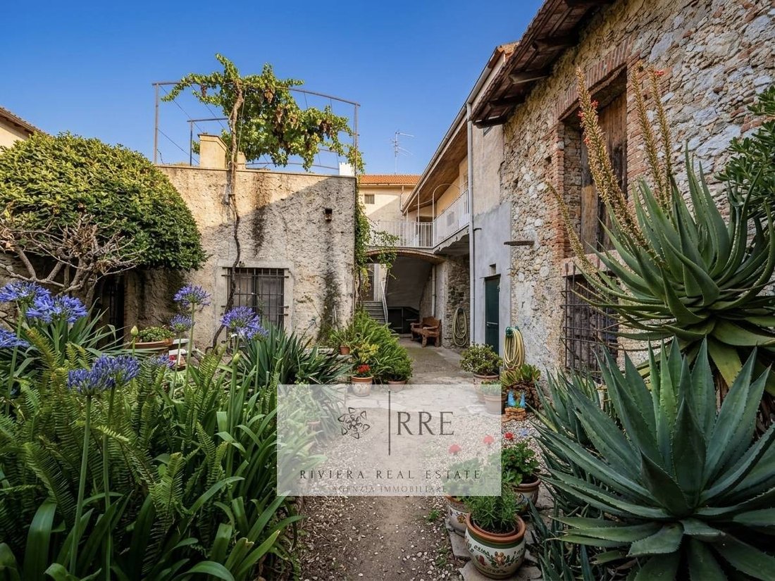 Country House in Toirano, Liguria, Italy 1 - 18195335
