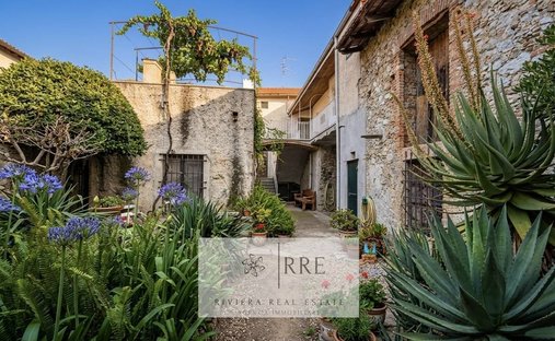 Country House in Toirano, Liguria, Italy 1