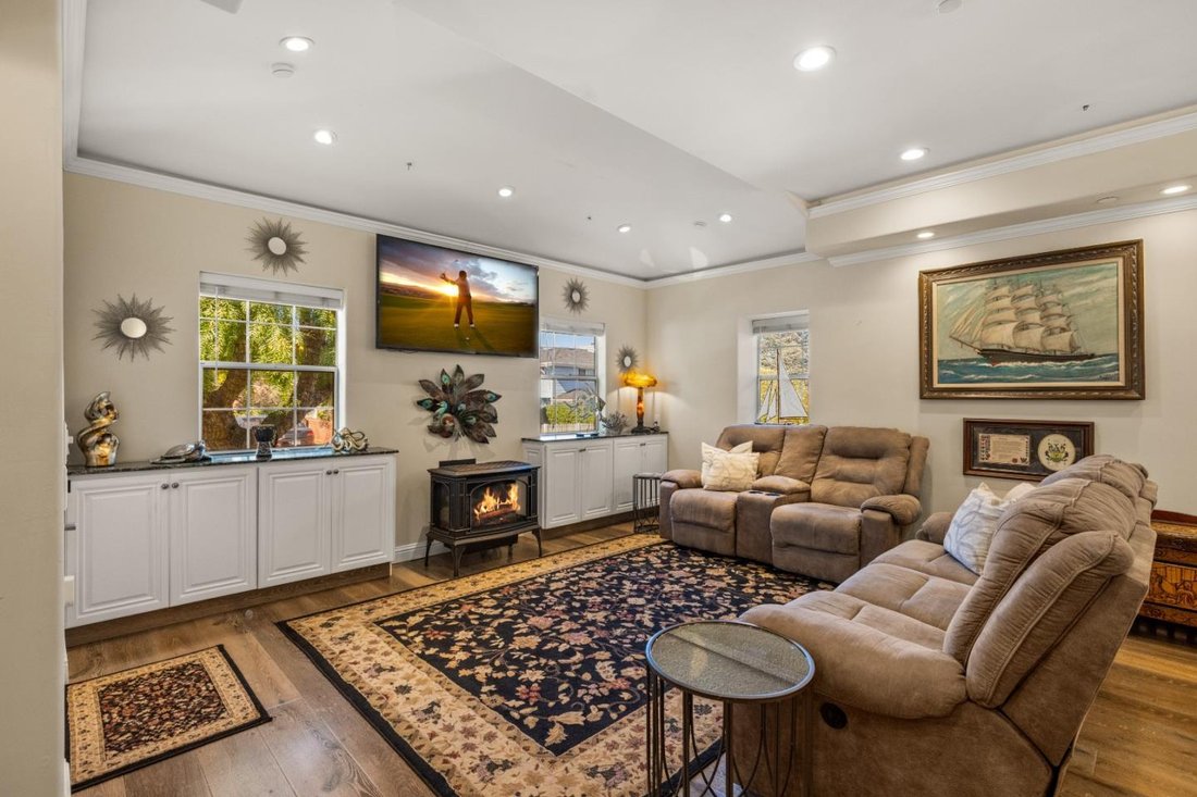 Apartment in Monterey, California, United States 5 - 18193470