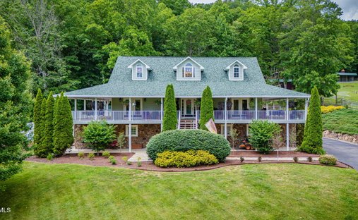 House in Mountain City, Tennessee, United States 1
