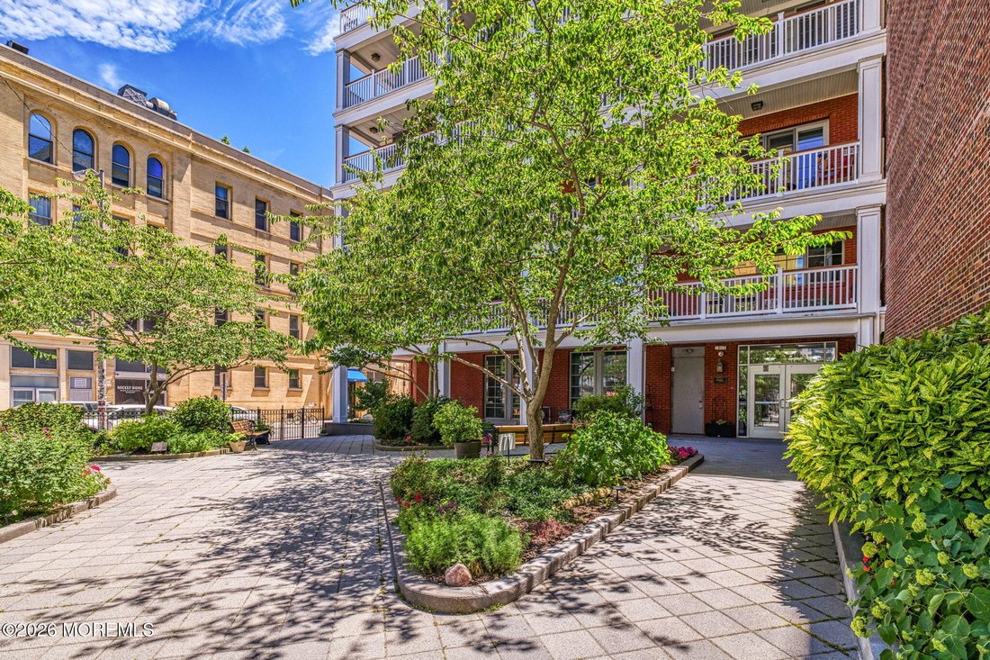 Condo in Asbury Park, New Jersey, United States 1 - 18193256
