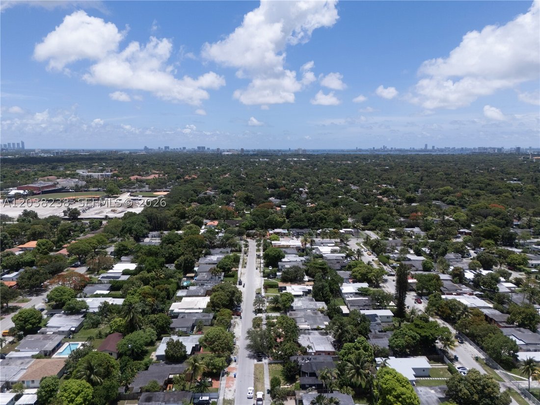 House in Miami, Florida, United States 3 - 18193497