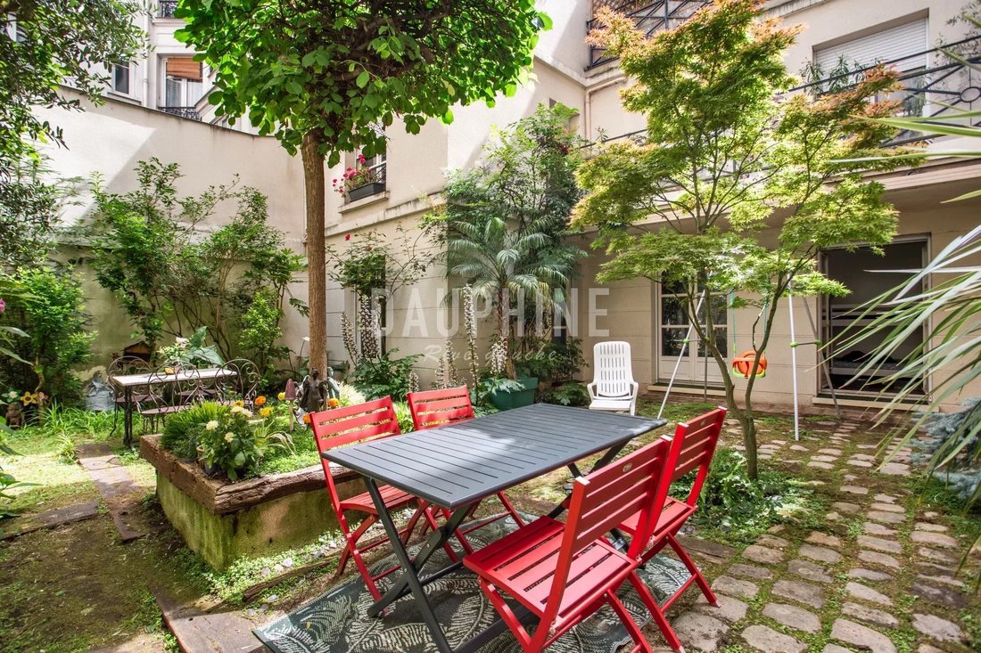 Apartment in Sorbonne, Paris 5e Arrondissement, Paris 1 - 18190418