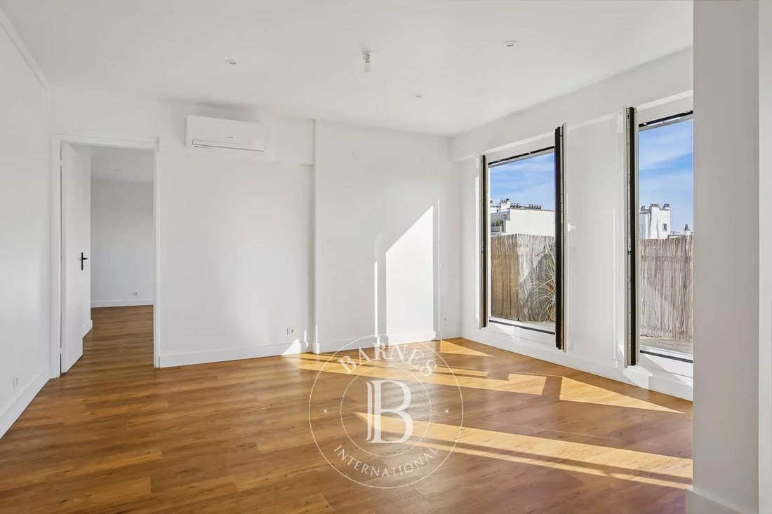 Apartment in Auteuil Sud, Paris 16e Arrondissement, Paris 3 - 18188612