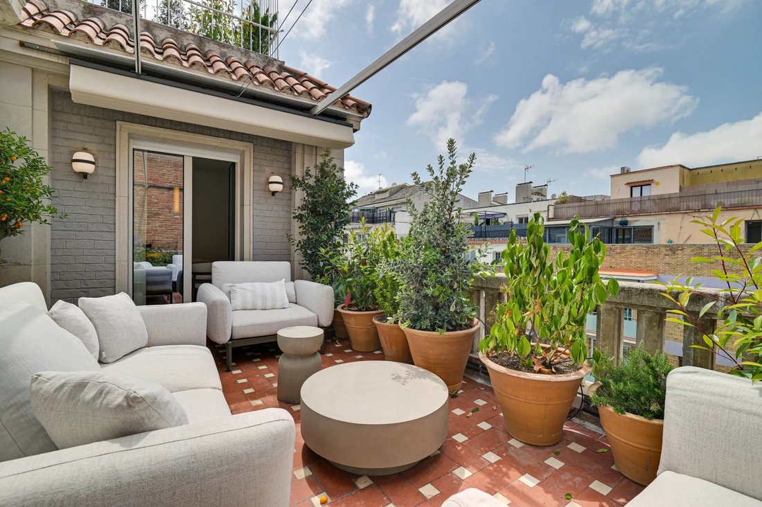 Apartment in Sarrià-Sant Gervasi, Barcelona, Spain 1 - 18190426