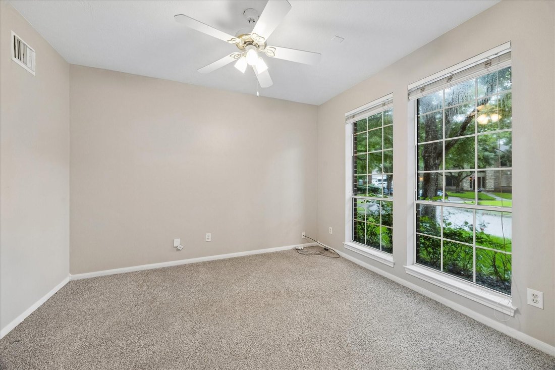 House in Houston, Texas, United States 5 - 18192362
