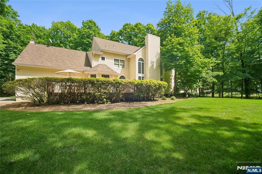 House in Saddle River, New Jersey, United States 4 - 18189691