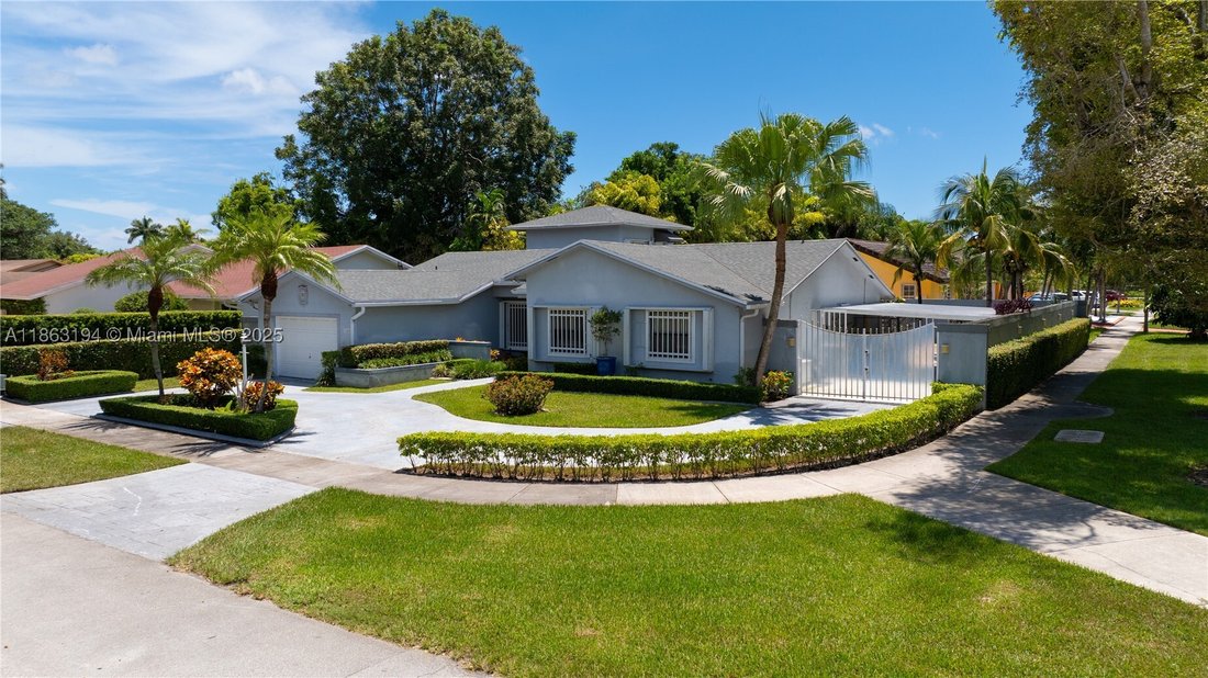 House in Miami, Florida, United States 5 - 17205293