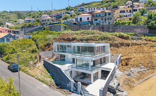 House in Ribeira Brava, Madeira, Portugal 1