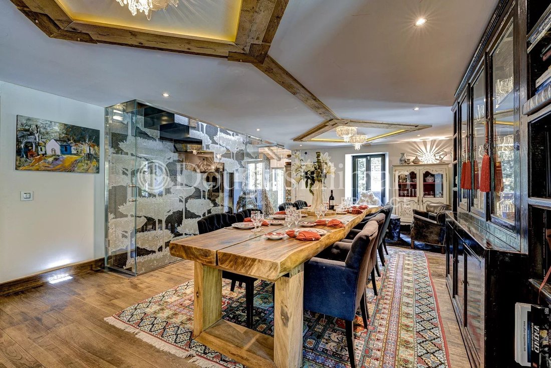 Chalet in Les Houches, Auvergne-Rhône-Alpes, France 3 - 18190120